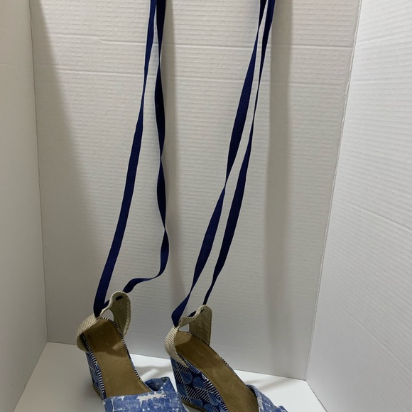 Old Navy, Leg Tie Up, Wedge Shoe size 10 - Picture 7 of 16